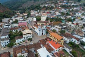 Cemitério Municipal de Barra Longa – MG 