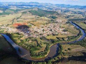 Cemitério Municipal de Careaçu – MG 