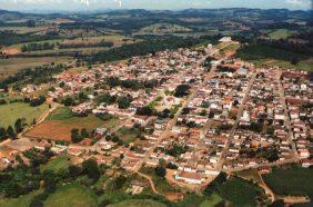 Cemitério Municipal de Carvalhópolis – MG 