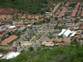 Cemitério Municipal de Itueta – MG 